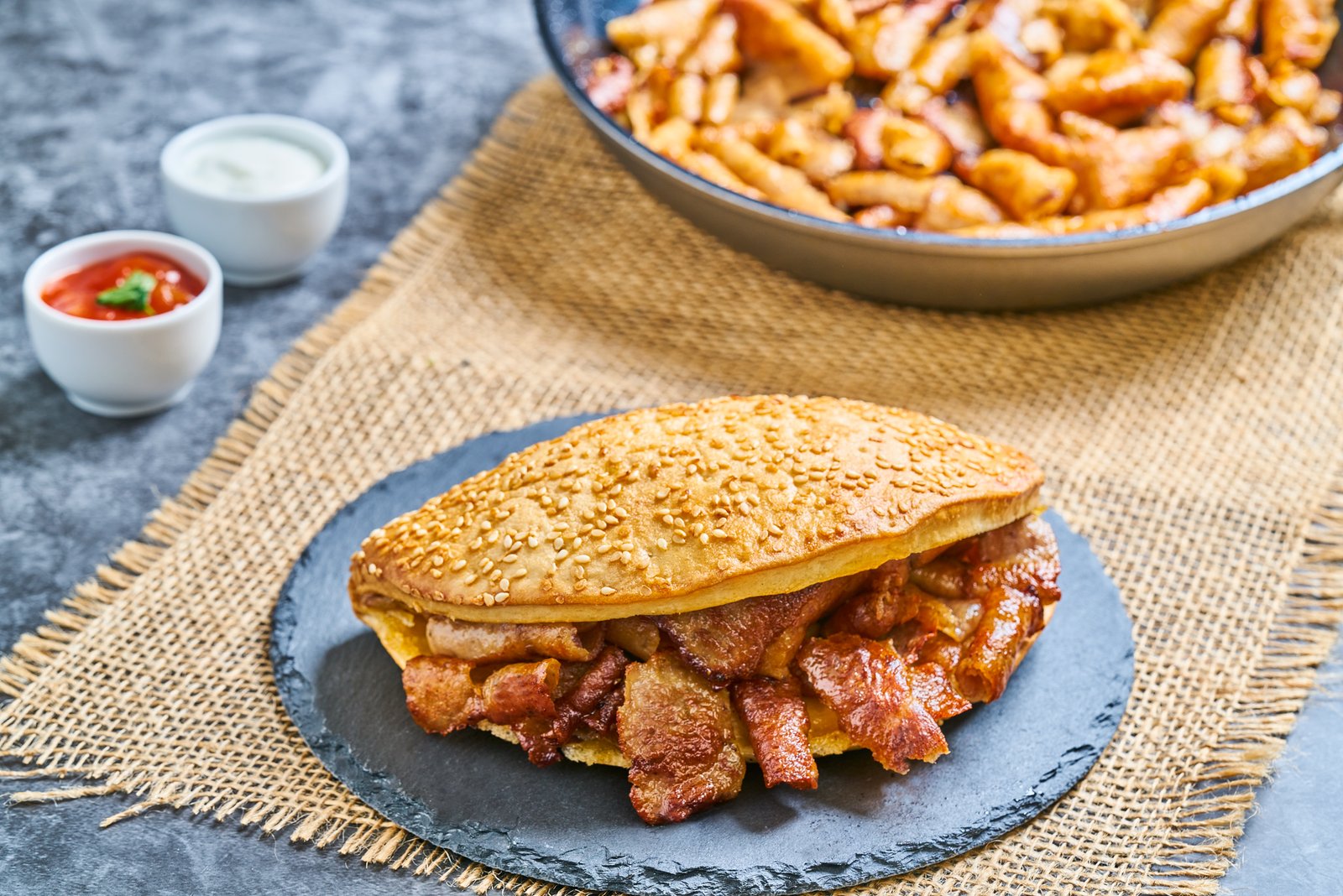 Ekmek-Kıyma-Döner